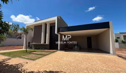 Casa com 3 dormitórios, 215 m² - venda por R$ 1.790.000,00 ou aluguel por R$ 6.907,00/mês - Condomínio Bourbon Residence - Jaboticabal/SP
