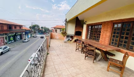 Sobrado com 3 dormitórios para alugar, 180 m² por R$ 2.600,00/mês - Vila Assunção - Santo André/SP