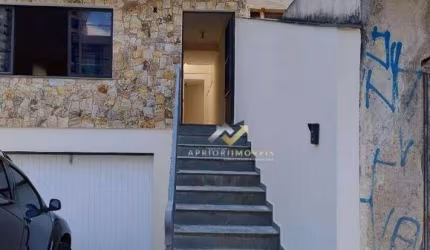 Sobrado com 4 dormitórios para alugar, 300 m² por R$ 4.500,00/mês - Vila Assunção - Santo André/SP