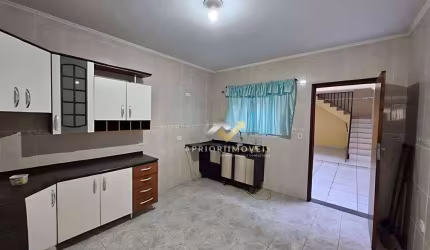 Sobrado com 2 dormitórios à venda, 181 m² por R$ 550.000,00 - Jardim Las Vegas - Santo André/SP