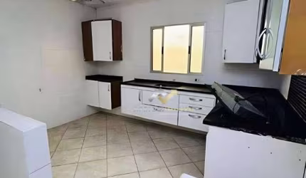 Sobrado com 5 dormitórios à venda, 176 m² por R$ 480.000,00 - Jardim Las Vegas - Santo André/SP