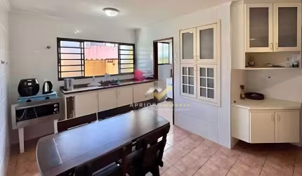 Sobrado com 3 dormitórios à venda, 197 m² por R$ 860.000,00 - Jardim Pilar - Santo André/SP