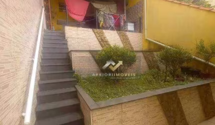 Sobrado com 3 dormitórios à venda, 200 m² por R$ 795.000,00 - Utinga - Santo André/SP