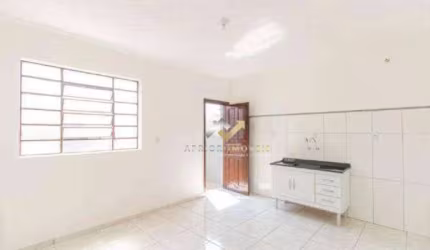 Sobrado com 2 dormitórios para alugar, 91 m² por R$ 2.340,00/mês - Vila Vilma - Santo André/SP