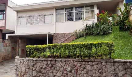 Comercial - Casa, para Venda em Uberlândia/MG