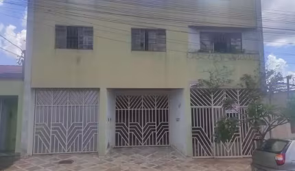 Casa - Padrão, para Venda em Uberlândia/MG