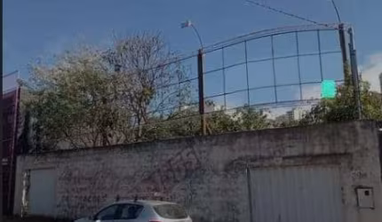 Terreno - Comercial, para Venda em Uberlândia/MG