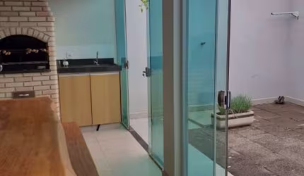 Casa - Em condomínio, para Venda em Uberlândia/MG