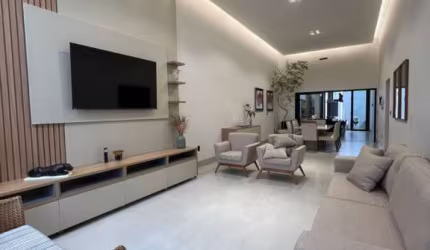 Casa - Padrão, para Venda em Uberlândia/MG
