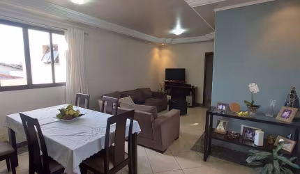 Apartamento - Padrão, para Venda em Uberlândia/MG