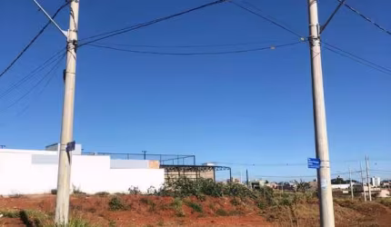 Terreno - Em rua, para Venda em Uberlândia/MG