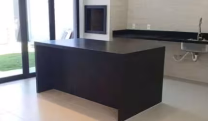 Casa - Em condomínio, para Venda em Uberlândia/MG