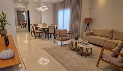 Casa - Padrão, para Venda em Uberlândia/MG