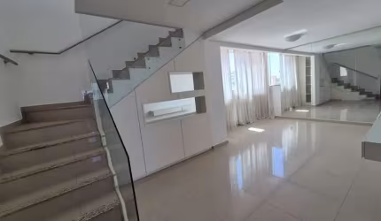 Apartamento - Cobertura, para Venda em Uberlândia/MG