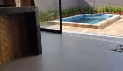 Casa - Sobrado em condomínio, para Venda em Uberlândia/MG