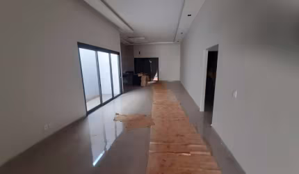 Casa - Padrão, para Venda em Uberlândia/MG