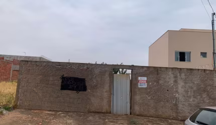 Terreno - Em rua, para Venda em Uberlândia/MG
