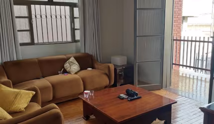 Comercial - Casa, para Venda em Uberlândia/MG
