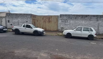 Terreno - Em rua, para Venda em Uberlândia/MG