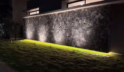 Casa - Em condomínio, para Venda em Uberlândia/MG