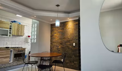 Apartamento semi-mobiliado com 03 quartos à venda no bairro São Marcos em Joinville-SC por R$ 345.000,00.