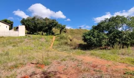 Terreno à venda, 519 m² por R$ 390.000,00 - Ibirá - Pouso Alegre/MG