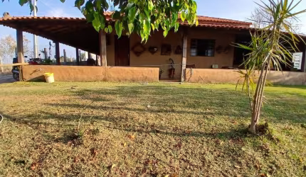 Chácara com 3 dormitórios à venda, 5000 m² por R$ 750.000,00 - Anhumas - Pouso Alegre/MG