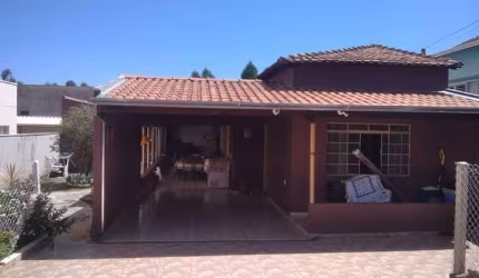 Casa com 3 dormitórios à venda, 140 m² por R$ 425.000 - Vergani - Pouso Alegre/MG