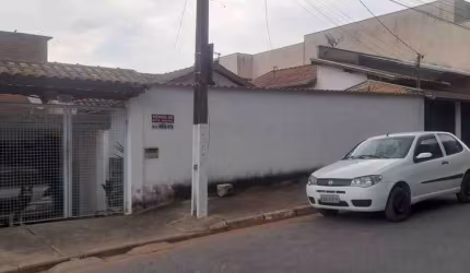 Casa com 2 dormitórios à venda, 97 m² por R$ 400.000,00 - Faisqueira - Pouso Alegre/MG
