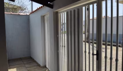 Casa com 2 dormitórios à venda, 85 m² por R$ 320.000,00 - Árvore Grande - Pouso Alegre/MG