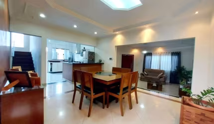 Casa com 4 dormitórios à venda, 225 m² por R$ 1.200.000,00 - Santa Rita II - Pouso Alegre/MG