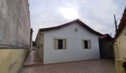 Casa com 6 dormitórios à venda, 270 m² por R$ 1.250.000,00 - Nova Pouso Alegre - Pouso Alegre/MG
