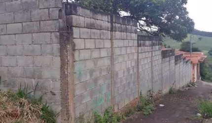 Terreno à venda, 576 m² por R$ 250.000,00 - Vila Nossa Senhora Aparecida - Pouso Alegre/MG