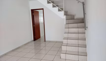 Apartamento com 2 dormitórios à venda, 56 m² por R$ 250.000,00 - Fátima III - Pouso Alegre/MG