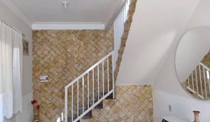 Casa com 2 dormitórios à venda, 103 m² por R$ 570.000,00 - Fátima III - Pouso Alegre/MG