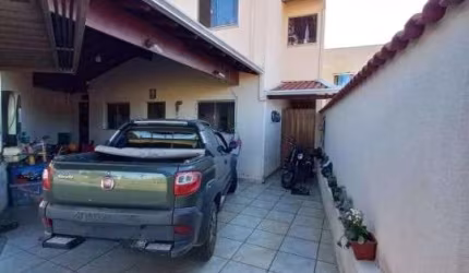 Casa com 4 dormitórios à venda, 118 m² por R$ 550.000,00 - Colina Verde - Pouso Alegre/MG