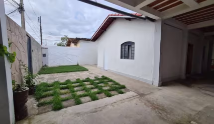 Casa com 3 dormitórios à venda, 166 m² por R$ 550.000,00 - São Carlos - Pouso Alegre/MG