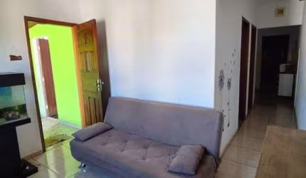 Casa com 2 dormitórios à venda, 77 m² por R$ 300.000,00 - Saúde - Pouso Alegre/MG