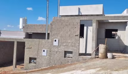 Casa com 3 dormitórios à venda, 83 m² por R$ 330.000 - Santo Expedito II - Pouso Alegre/MG