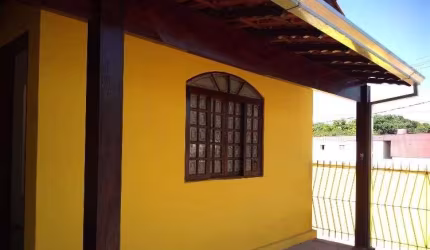 Casa com 3 dormitórios à venda por R$ 600.000 - Jardim Califórnia - Pouso Alegre/MG