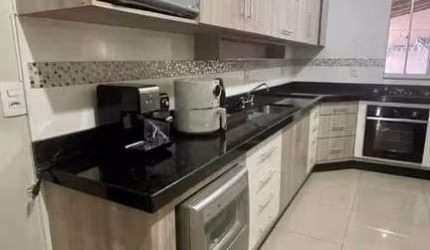 Casa com 2 dormitórios à venda, 138 m² por R$ 580.000,00 - Parque dos Fontes - Pouso Alegre/MG