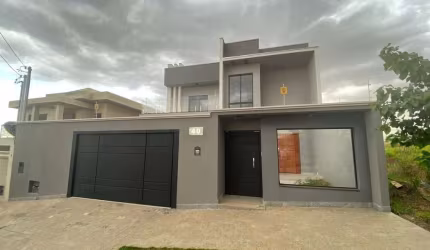 Casa com 4 dormitórios à venda, 280 m² por R$ 1.699.000,00 - Residencial Astúrias - Pouso Alegre/MG