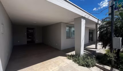 Casa Comercial com 3 dormitórios à venda, 280 m² por R$ 1.800.000 - Centro - Pouso Alegre/MG