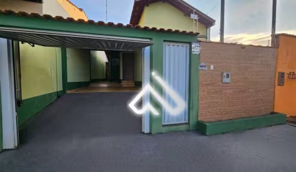 Casa com 2 dormitórios à venda, 76 m² por R$ 320.000 - Colina Verde - Pouso Alegre/Minas Gerais