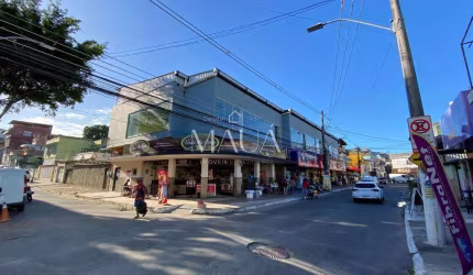 Sala para alugar em Duque de Caxias, Jardim Vinte e Cinco de Agosto, com 160 m²