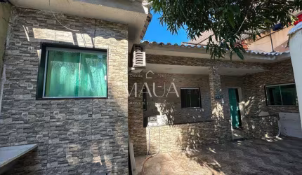 Casa à venda em Duque de Caxias, Parque São João, com 6 quartos, com 250 m²