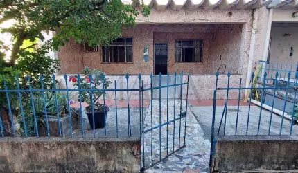 Casa à venda em Duque de Caxias, Parque Lafaiete, com 2 quartos, com 58.18 m²