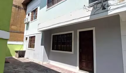 Casa para alugar em Duque de Caxias, Jardim Primavera, com 2 quartos, com 54.78 m²