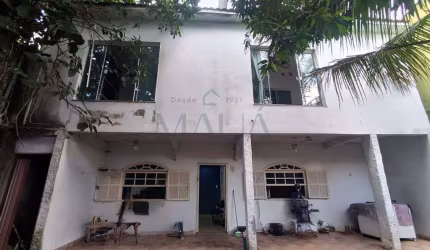 Casa à venda em Duque de Caxias, Parque Beira Mar, com 2 quartos, com 108 m²