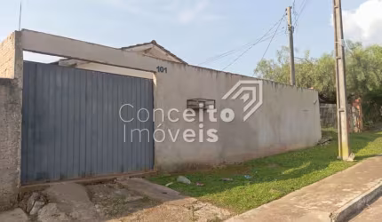 Residência com amplo Terreno - Neves